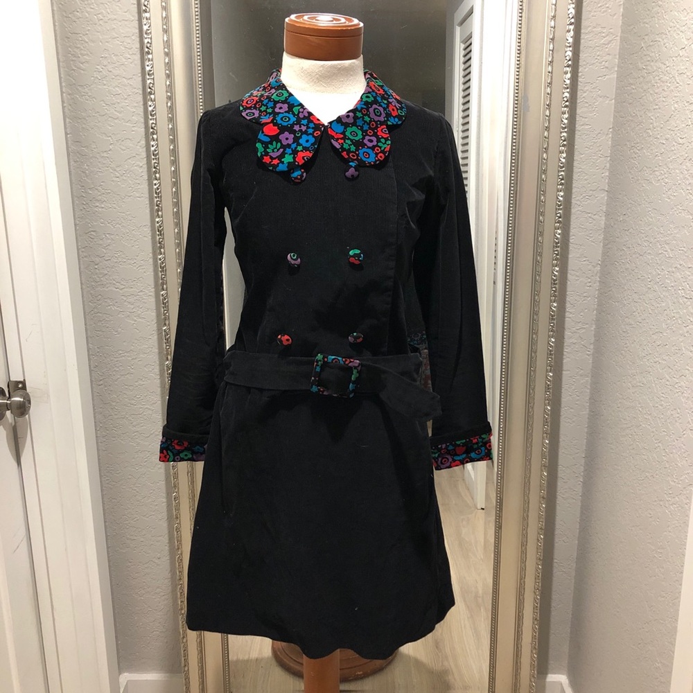 VINTAGE BELTED 1960S/70S FLORAL TRENCH COAT/DRESS